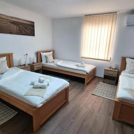 - Kladovski Apartment Kladovo