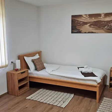 - Kladovski Apartment Kladovo