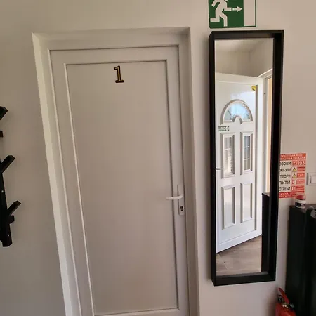 - Kladovski Apartment